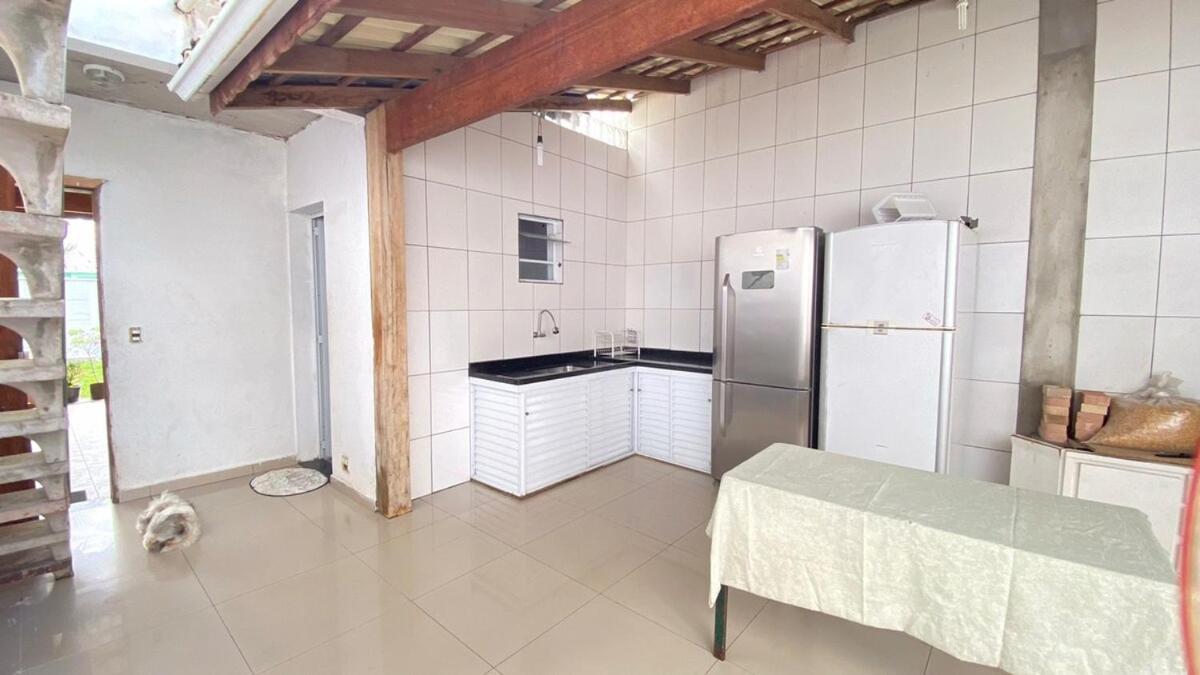 Vila Casa Com Piscina Em Ilha Comprida Exteriér fotografie